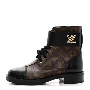 Louis Vuitton Calfskin Monogram Wonderland Flat Ranger Boots 39.5/8.5 Black New